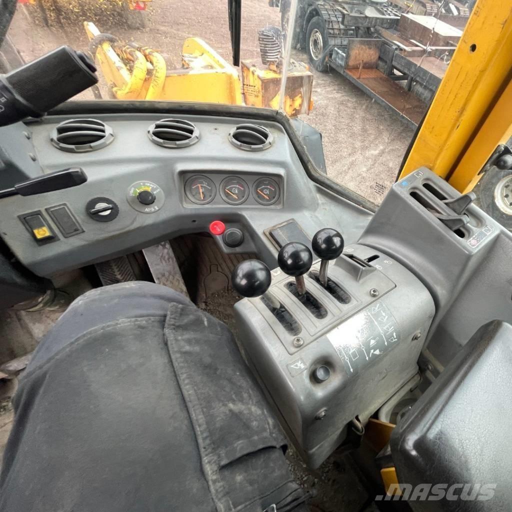 Volvo L 120 C Cargadoras sobre ruedas
