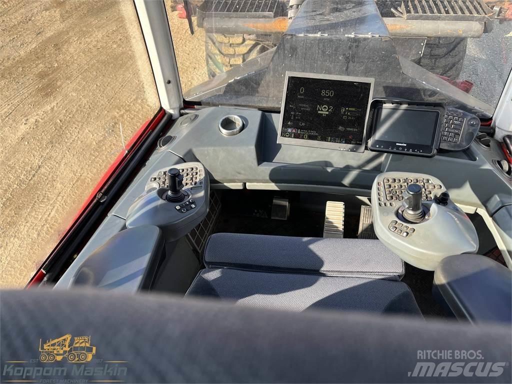 Komatsu 895 Autocargadoras