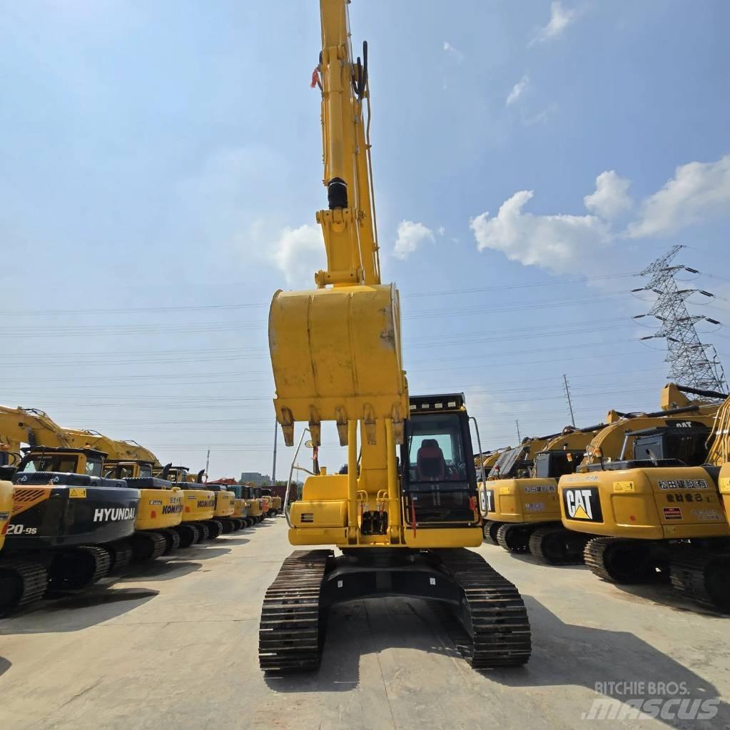 Komatsu PC 200-8 Excavadoras de cadenas