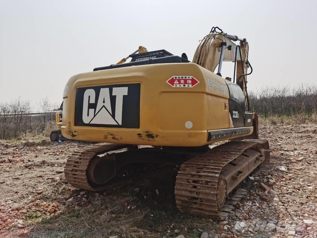 CAT 323 D L Excavadoras de cadenas