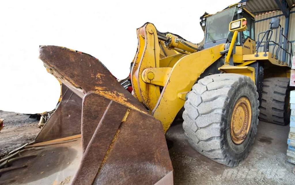 Komatsu WA 600-6 Cargadoras sobre ruedas