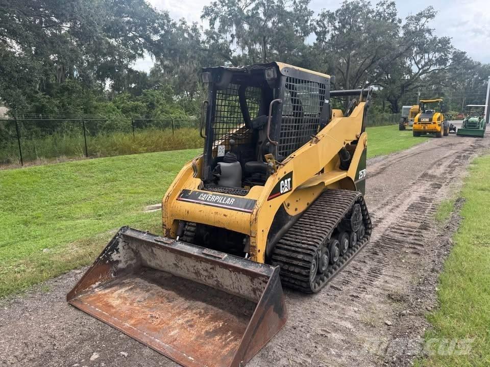 CAT 257B Minicargadoras
