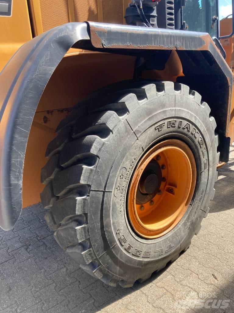 CASE 621 F XR Cargadoras sobre ruedas