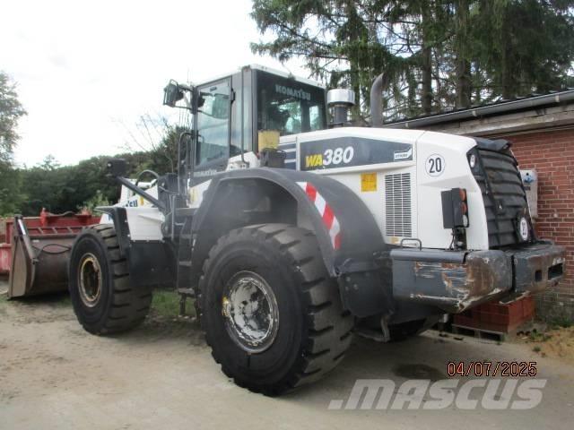 Komatsu WA 380 Cargadoras sobre ruedas