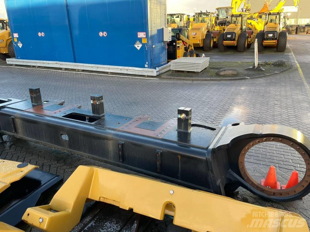 CAT 390 F L Chasis y suspención