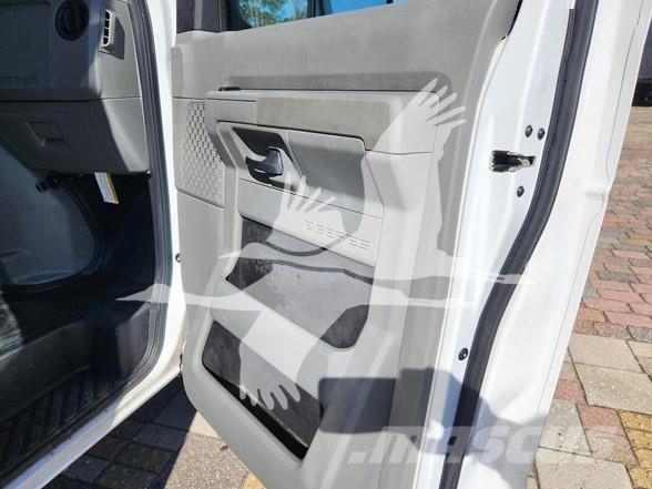 Ford E450 Construcción - Otros