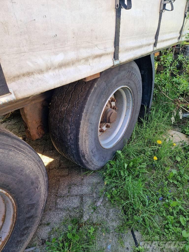 Krone sd Semirremolques con caja de lona