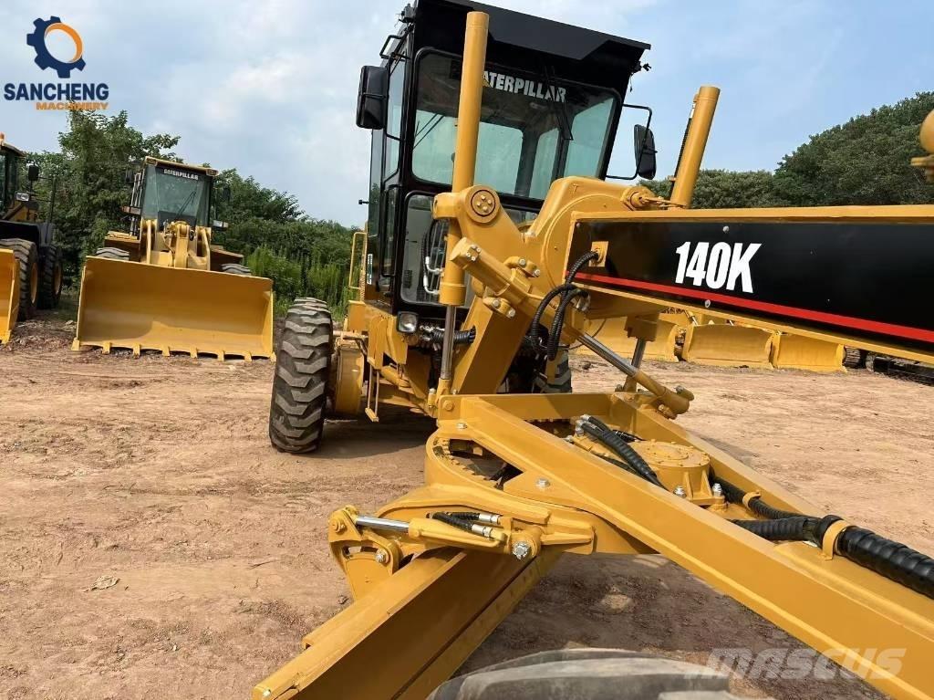 CAT 140K Motoniveladoras
