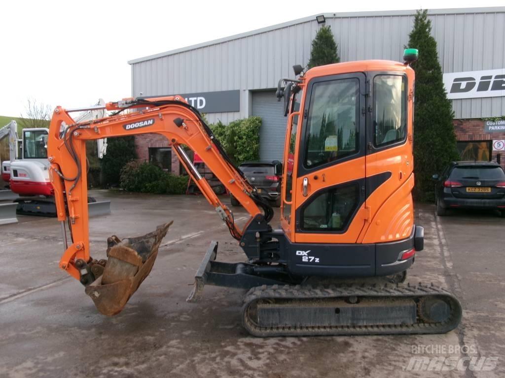 Doosan DX 27 Z Mini excavadoras < 7t