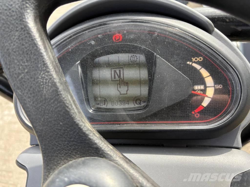 Giant G2200 E Xtra Palas cargadoras