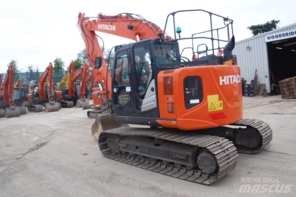 Hitachi ZX 135 US-6 Excavadoras de cadenas