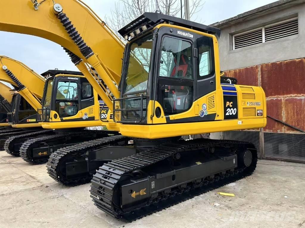 Komatsu 200 Excavadoras de cadenas