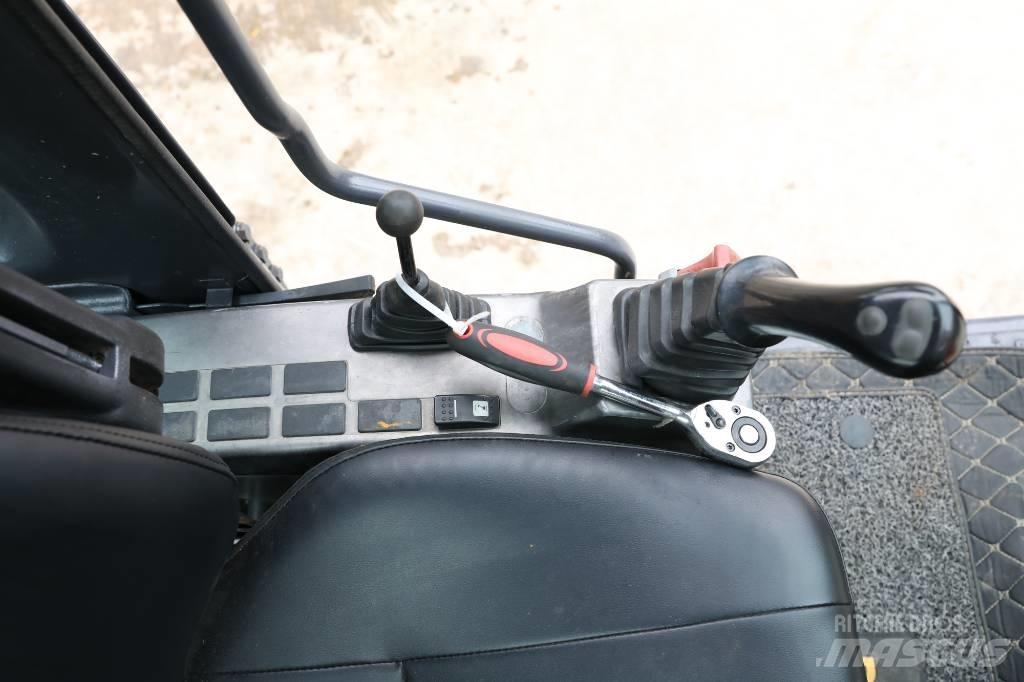 Doosan DX 75-9 C Mini excavadoras < 7t