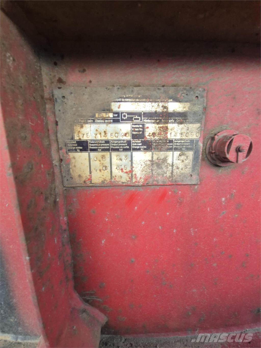 Volvo FM12 8x2 Camiones bañeras basculantes o volquetes