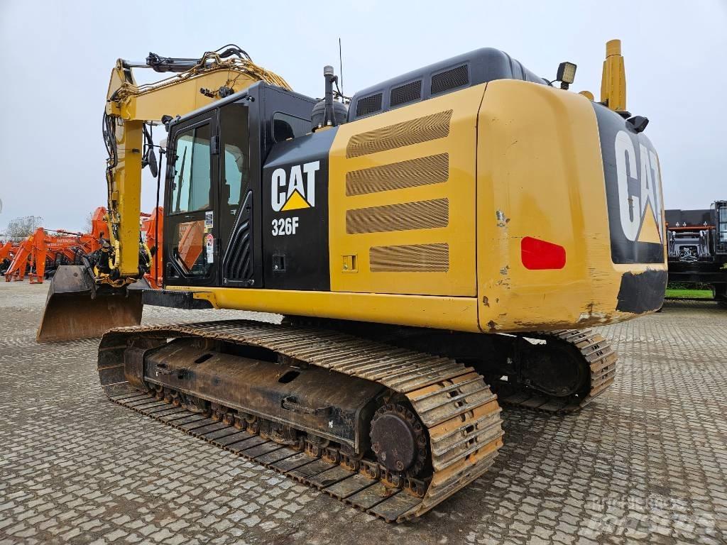 CAT 326 F L Excavadoras de cadenas