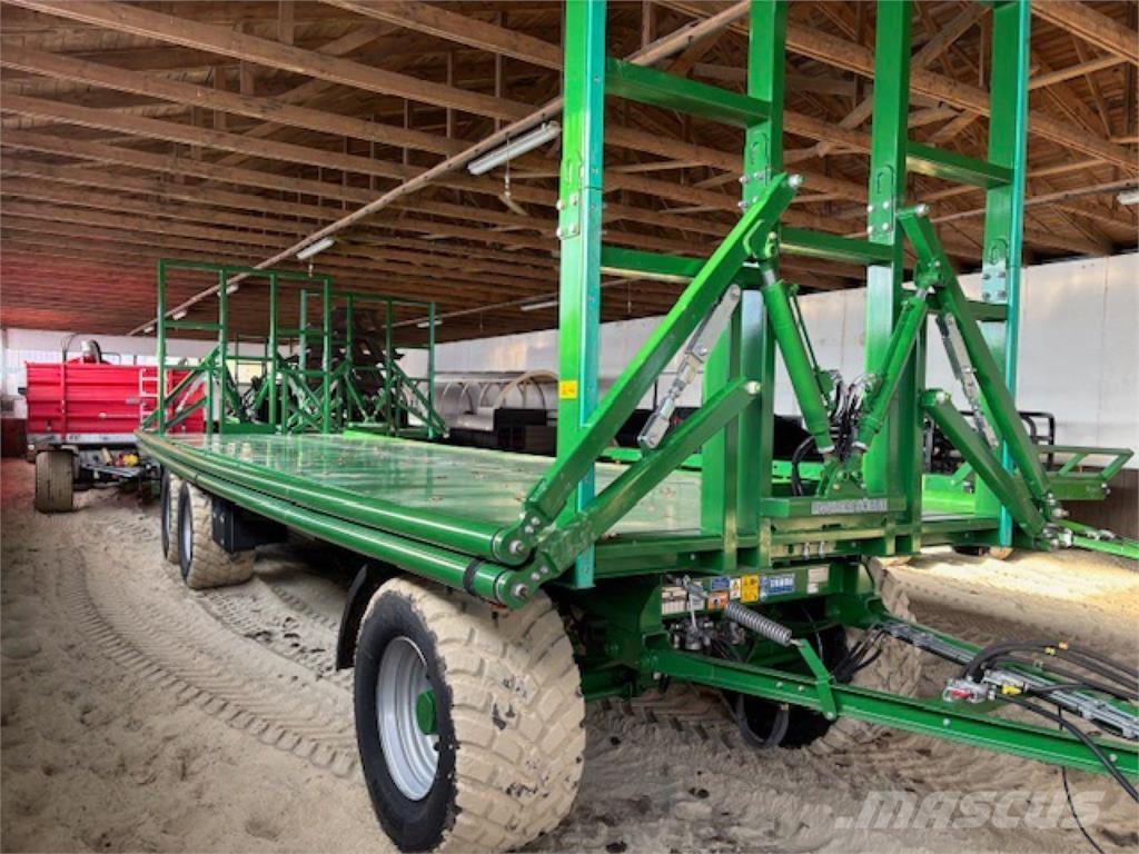 Kröger PWO 24 Plataformas