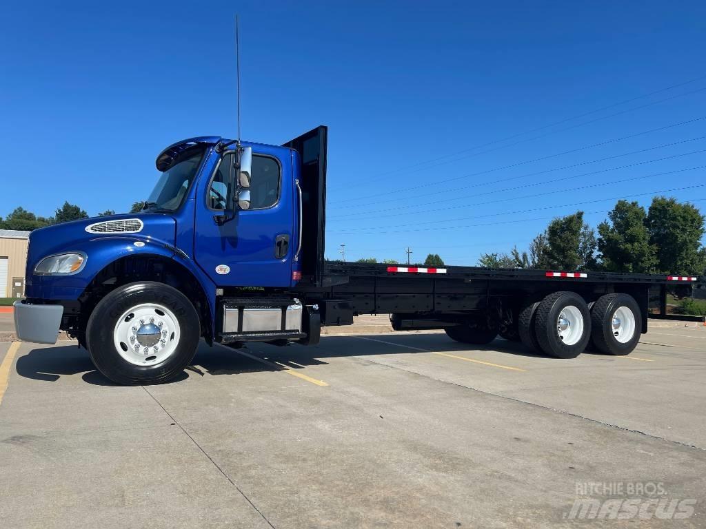 Freightliner M 106 Camiones plataforma