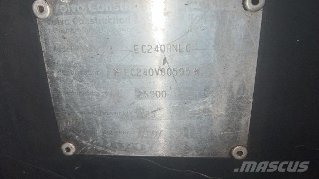 Volvo EC 240 B N LC Hidráulicos