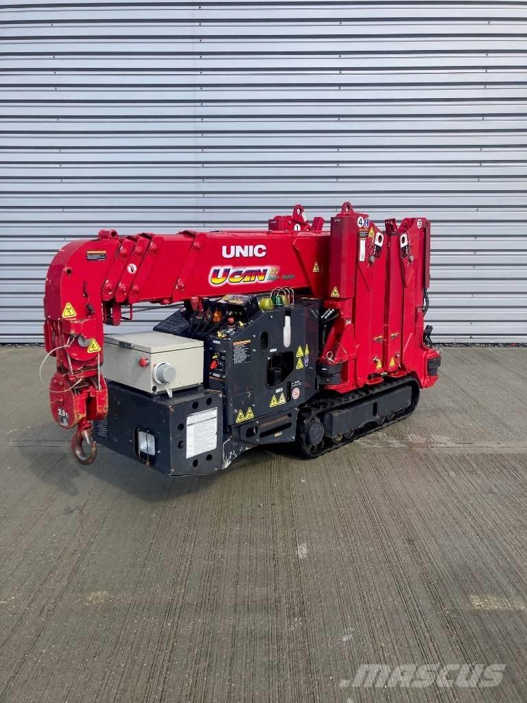Unic URW-295 Minigrúas