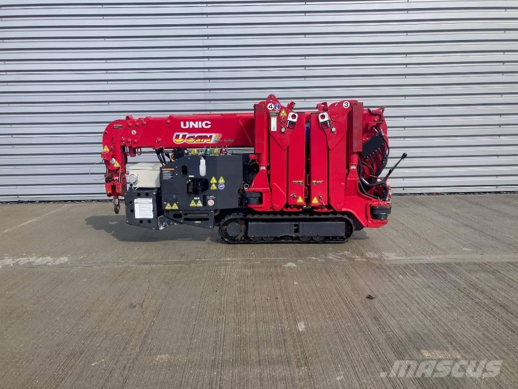 Unic URW-295 Minigrúas