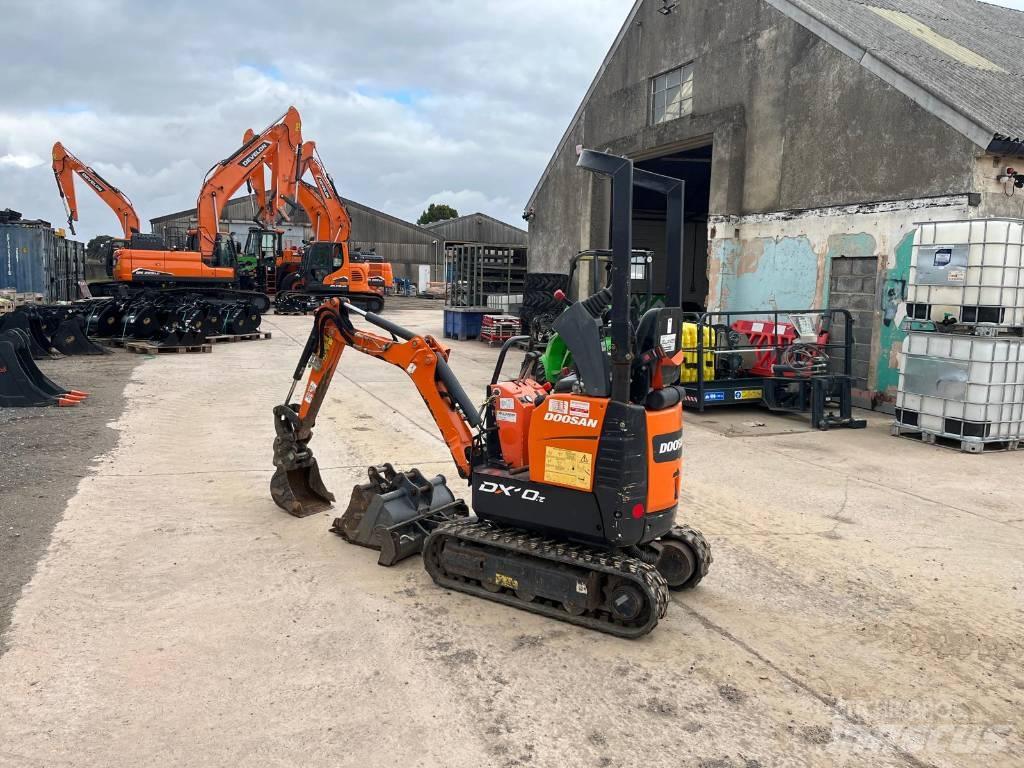 Develon DX 10 Z Mini excavadoras < 7t