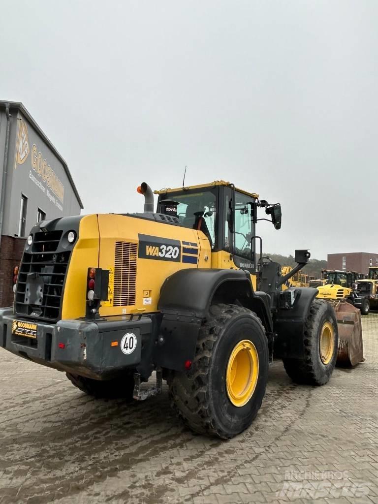 Komatsu WA 320 Cargadoras sobre ruedas