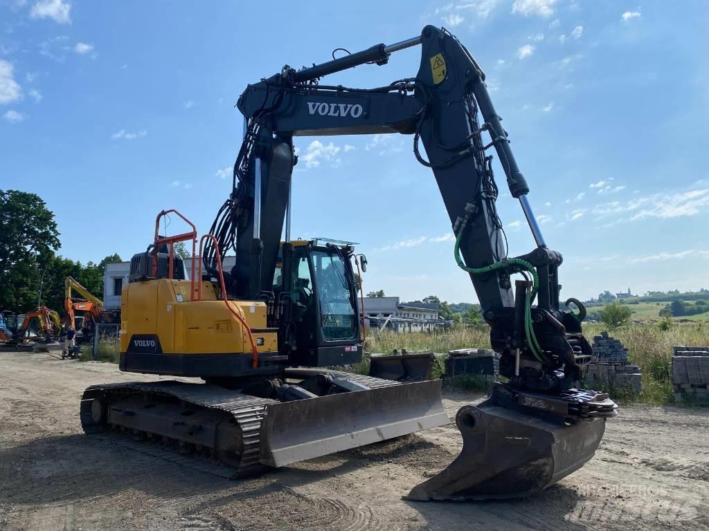 Volvo ECR 235 Excavadoras de cadenas