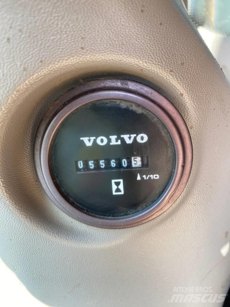 Volvo ECR 235 Excavadoras de cadenas