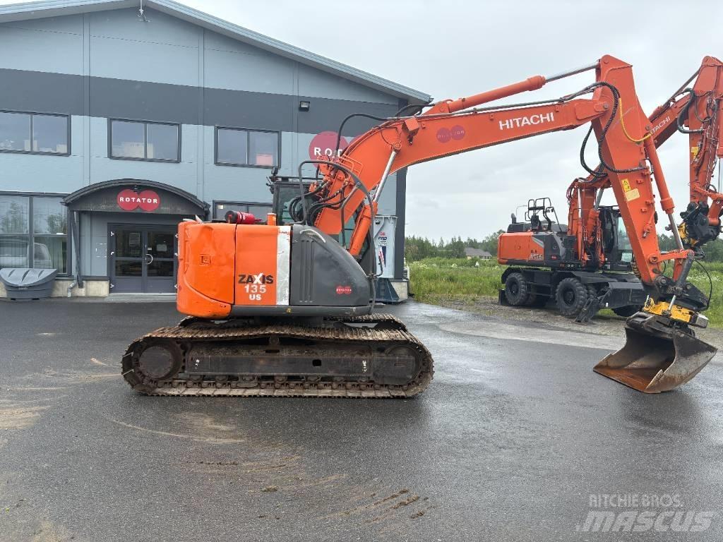 Hitachi ZX135US-3 Excavadoras de cadenas