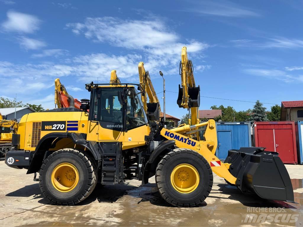 Komatsu WA270-8E0 Cargadoras sobre ruedas