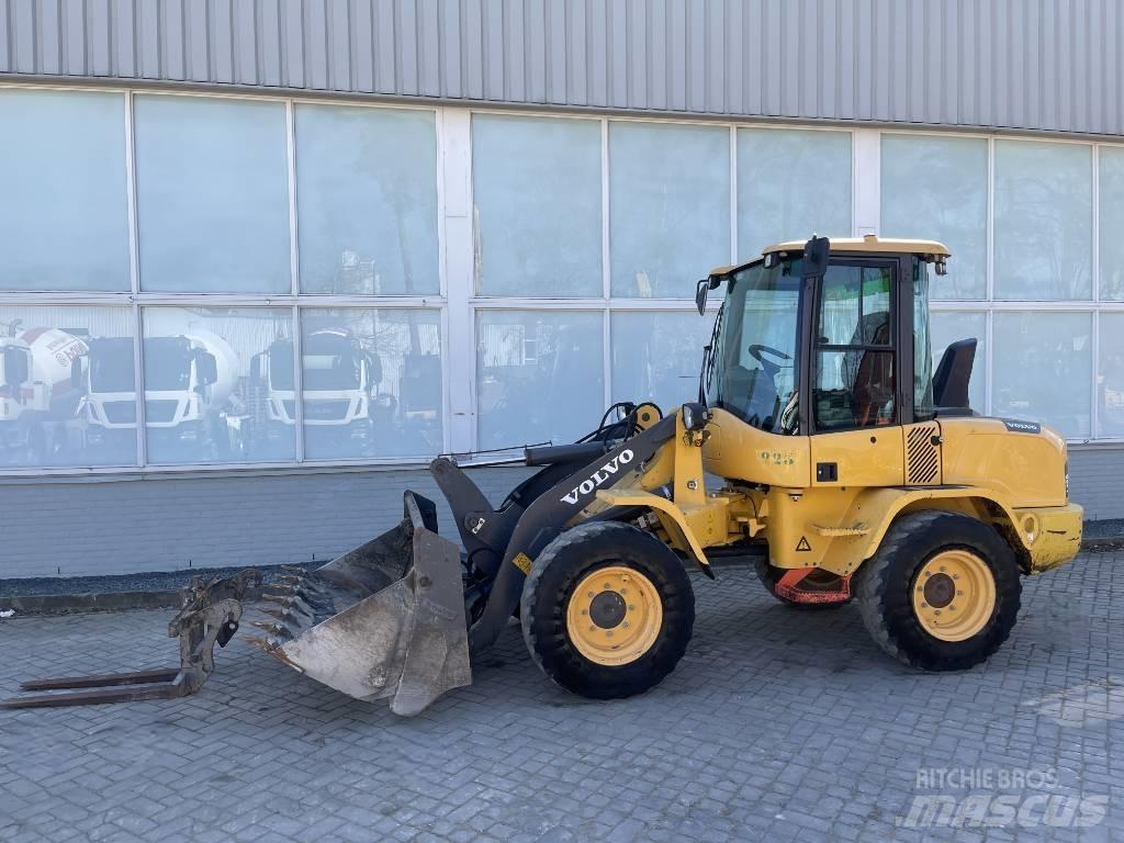 Volvo L 30 G     2018     CE Cargadoras sobre ruedas