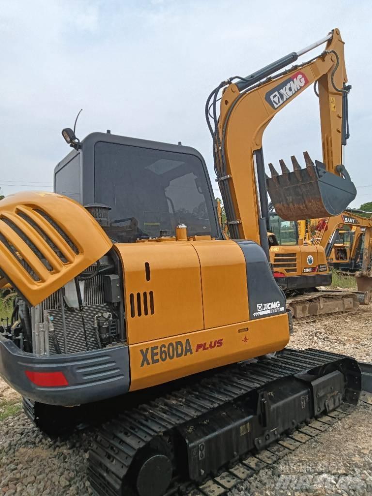 XCMG XE 60 DA Mini excavadoras < 7t