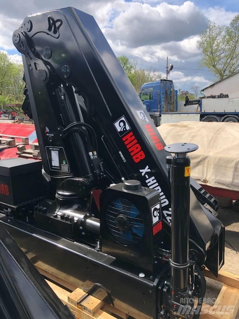 HIAB X-HiDuo 228 E-4 Grúas cargadoras