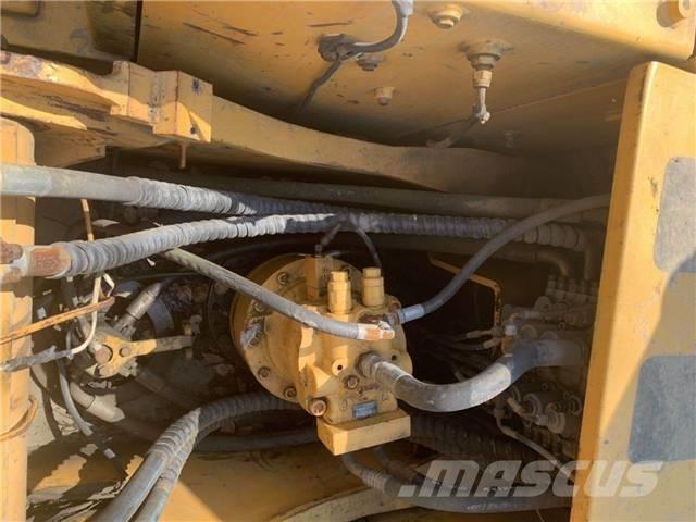 Hyundai R215-7 Excavadoras de cadenas