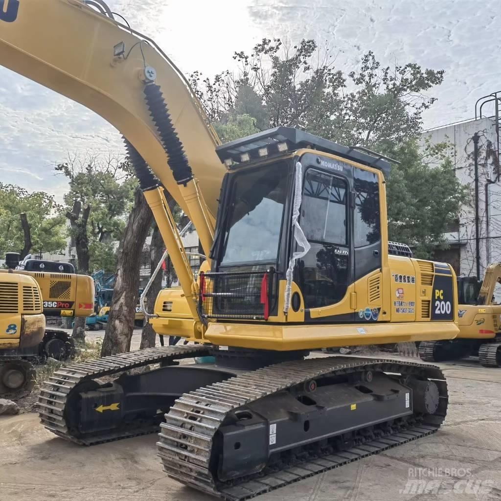 Komatsu PC 200 Excavadoras de cadenas