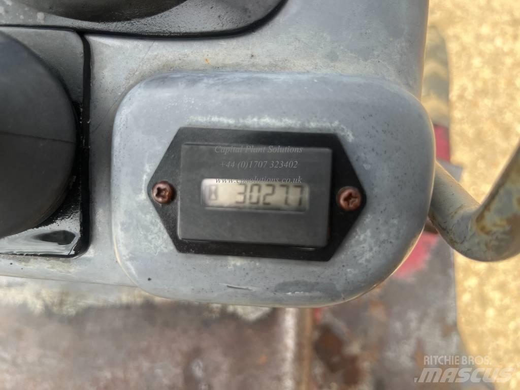 Takeuchi TB 108 Mini excavadoras < 7t