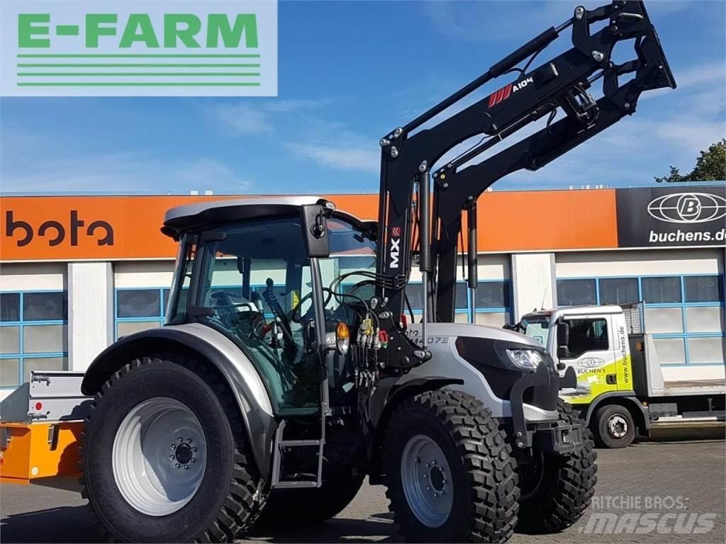 Kubota m4073 cab Tractores