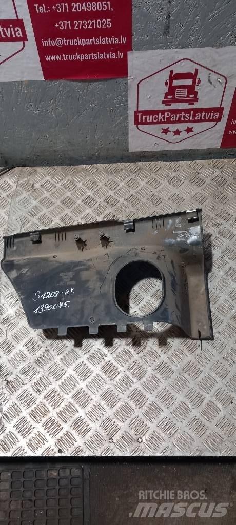 Scania 94 D.   1390075 Cabinas e interior