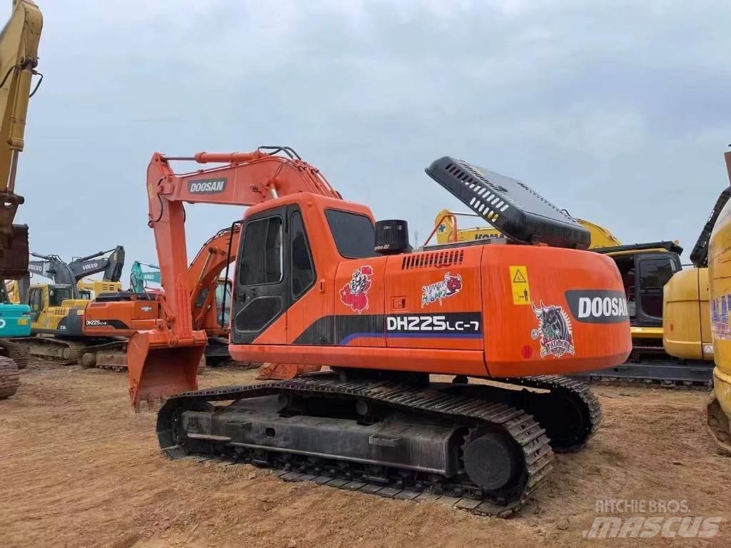 Doosan 225-7 Excavadoras de cadenas