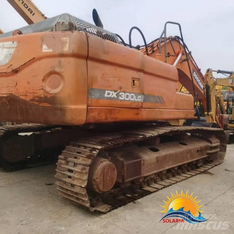 Doosan DX 300 LC Excavadoras de cadenas