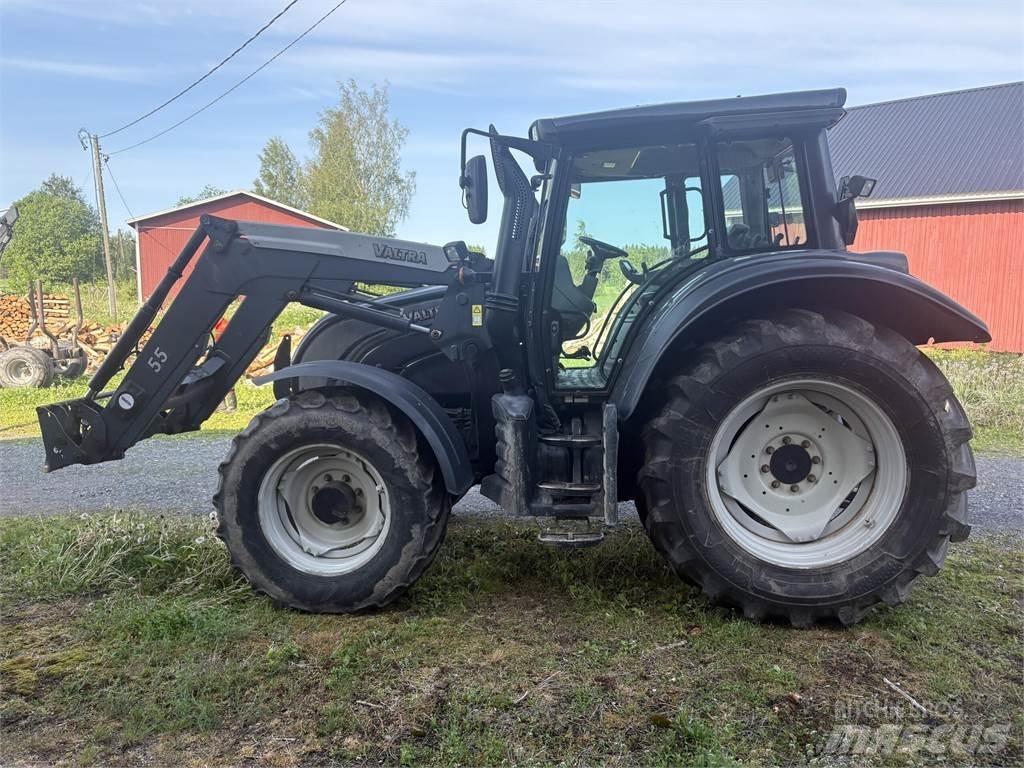 Valtra N122 Tractores
