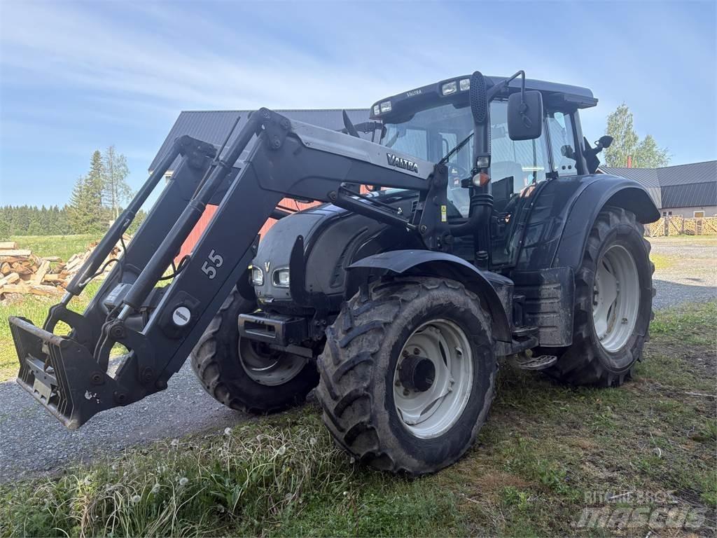 Valtra N122 Tractores