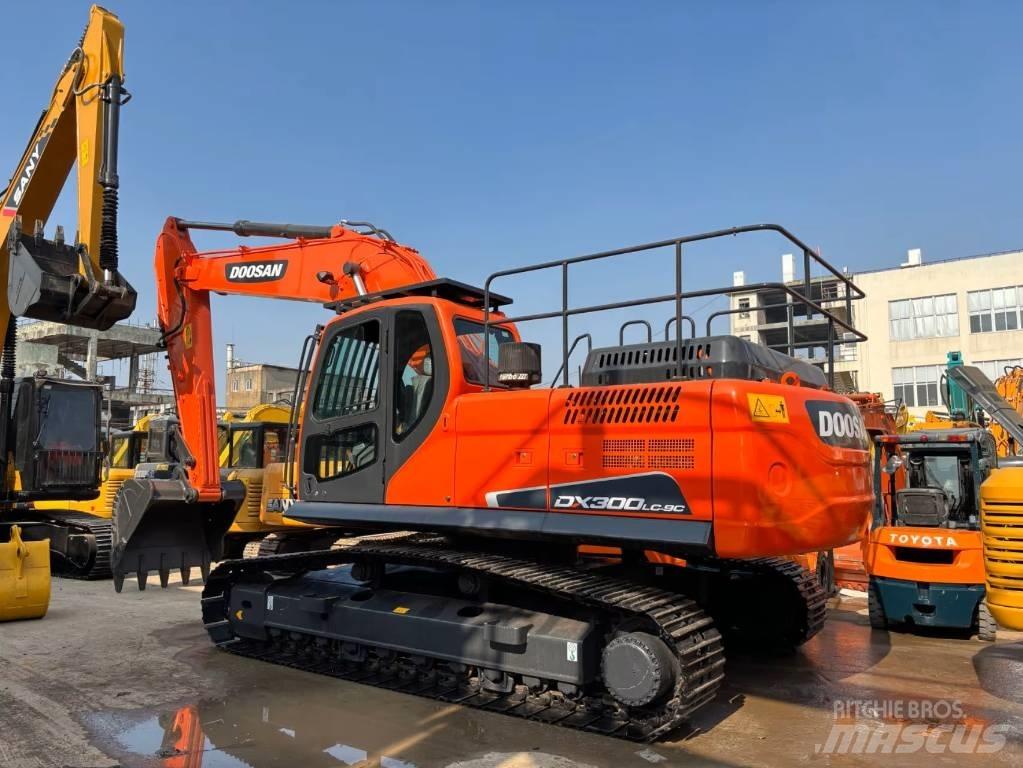 Doosan DX 300 LC - 9 C Mini excavadoras < 7t