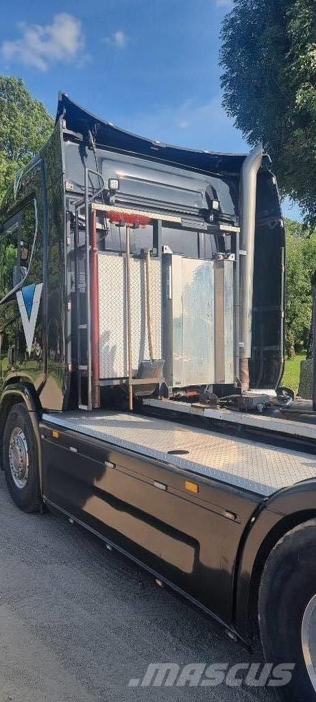 Scania R660 Camiones polibrazo