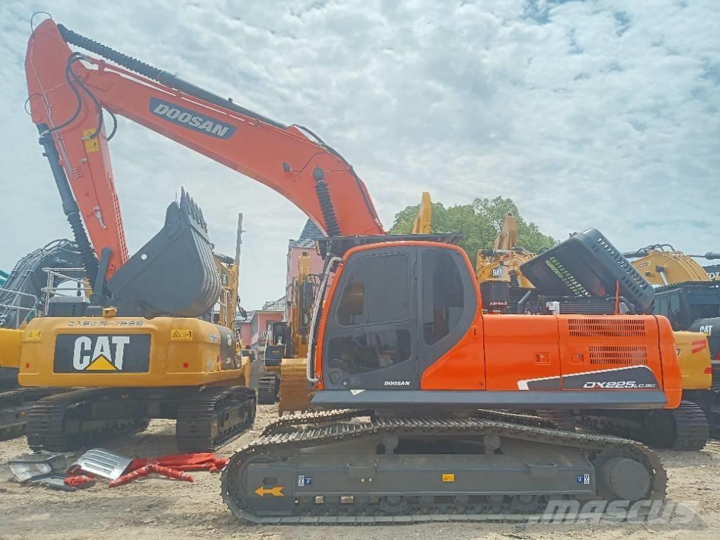Doosan DX 225LC-9C Excavadoras de cadenas