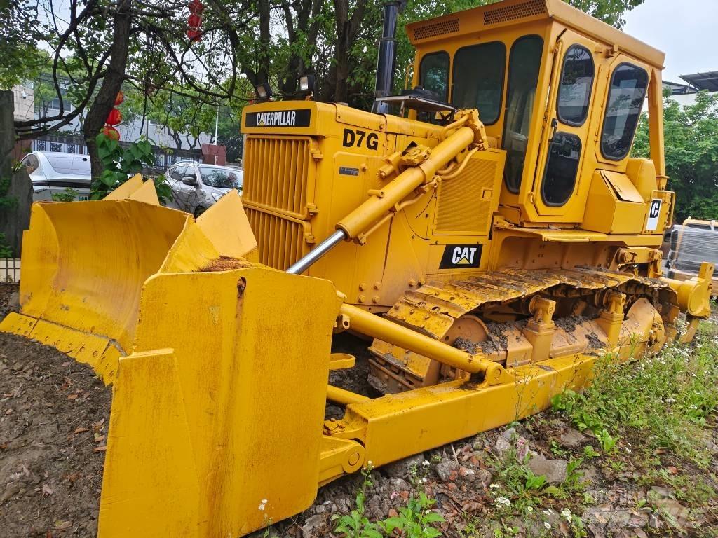 CAT D 7 G Buldozer sobre oruga