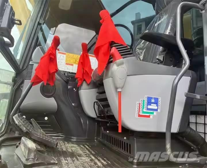 Komatsu PC220-8 Excavadoras de cadenas