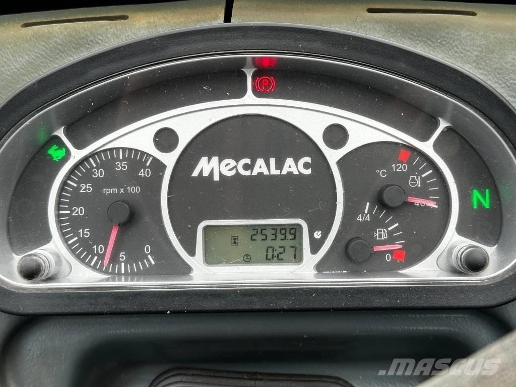 Mecalac AX 850 Cargadoras sobre ruedas