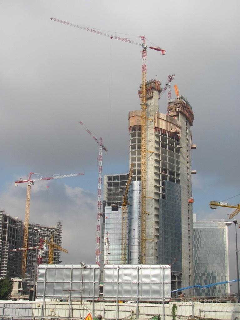 FM GRU TLX 2760 Grúas torre