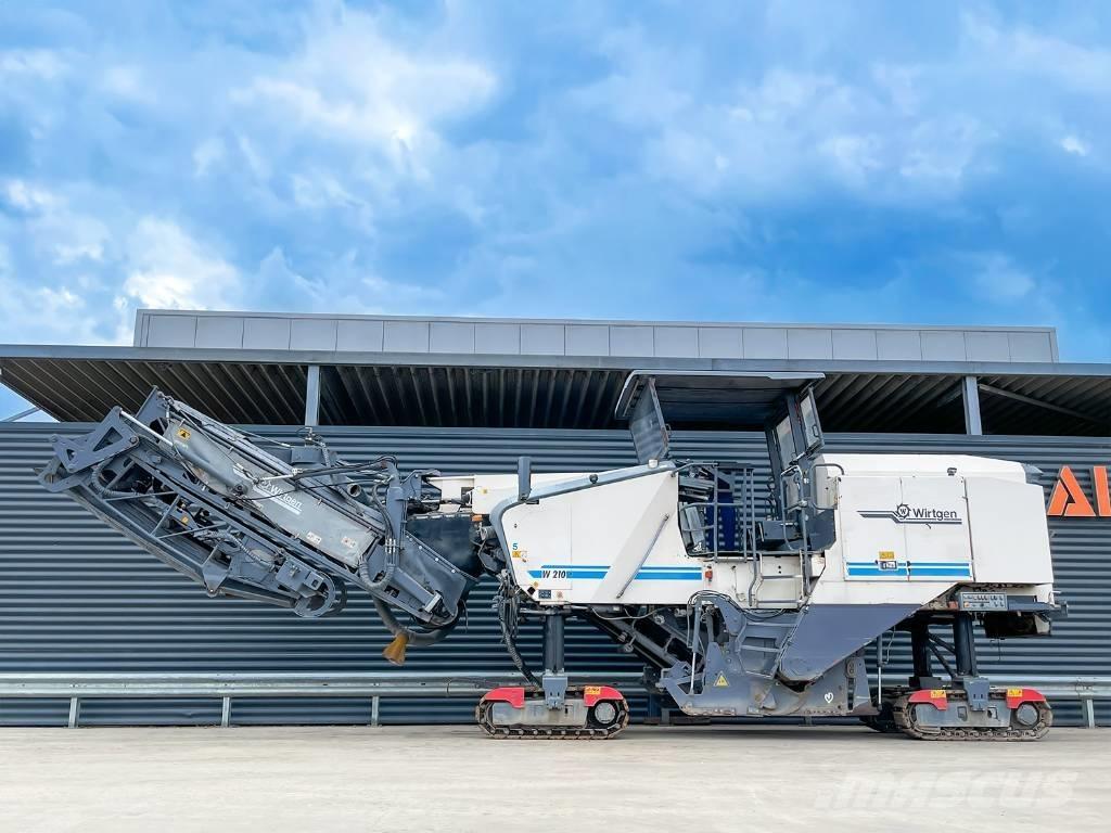 Wirtgen W 210 Máquinas moledoras de asfalto en frío